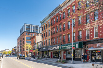 762 Grand Street in Brooklyn, NY - Foto de edificio - Building Photo