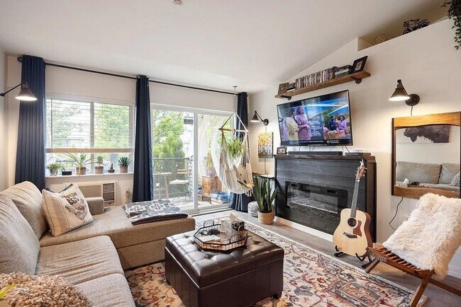 10015 E 17th Ln in Spokane Valley, WA - Building Photo - Building Photo