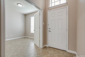 2307 Clover Ridge in New Braunfels, TX - Building Photo - Building Photo
