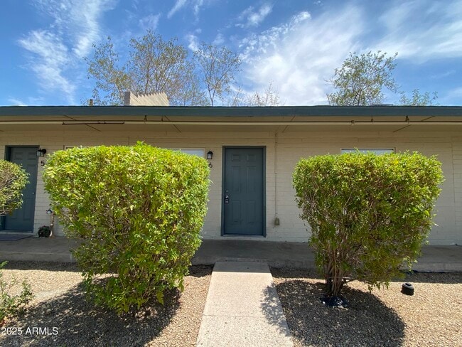 property at 1595 W Mountain View Rd