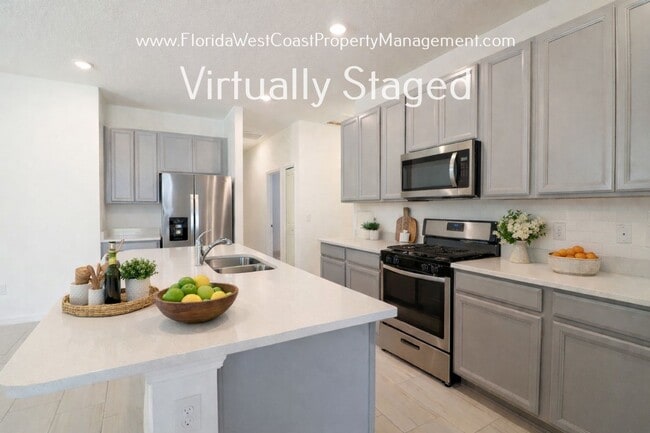 5871 Bungalow Grove Ct in Palmetto, FL - Building Photo - Building Photo