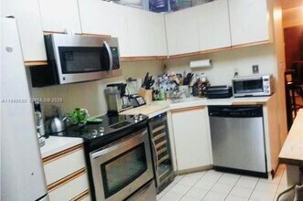 10029 SW 77th Ct in Miami, FL - Building Photo - Building Photo