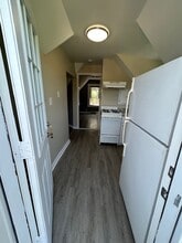 350 S Scott Ave in Glenolden, PA - Building Photo - Building Photo