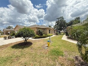 2116 Acadia Greens Dr in Sun City Center, FL - Building Photo - Building Photo