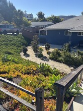 2128 Meadowlark Ranch Cir in San Marcos, CA - Foto de edificio - Building Photo