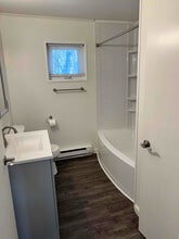 173 High St, Unit 2 in West Milton, PA - Foto de edificio - Building Photo