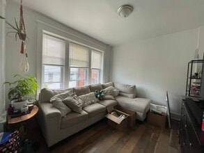 120 Dekalb Ave in Jersey City, NJ - Building Photo - Building Photo