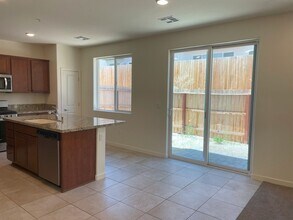 4902 Little Rock Wy in Reno, NV - Building Photo - Building Photo