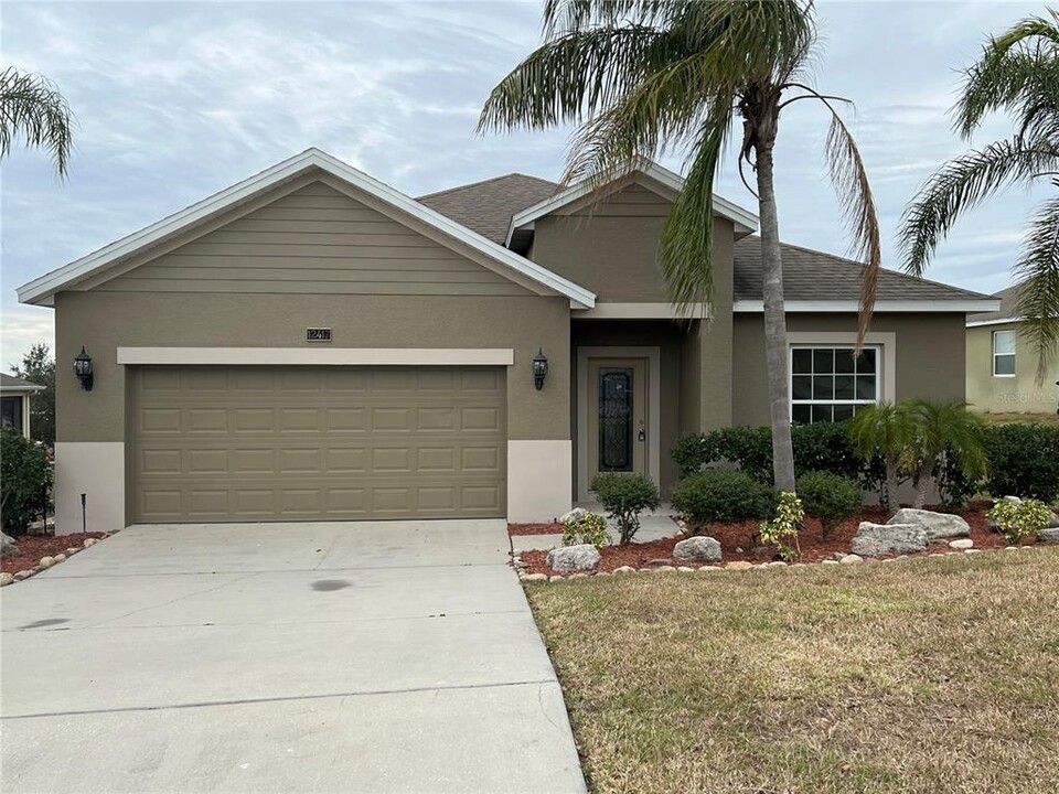 12417 Hammock Pointe Cir in Clermont, FL - Building Photo