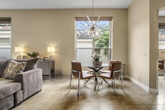 6684 NW 23rd Ter in Boca Raton, FL - Building Photo - Building Photo