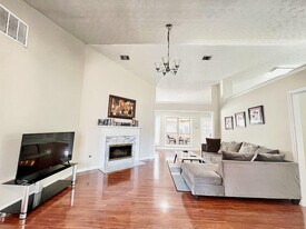 4710 Cambridge Park Ct NW in Duluth, GA - Building Photo