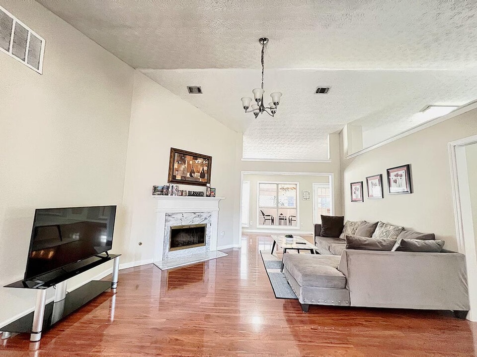 4710 Cambridge Park Ct NW in Duluth, GA - Building Photo