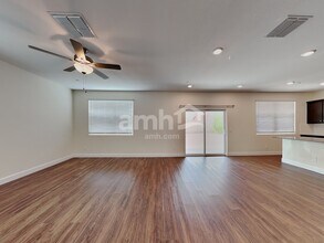 5921 W Larkspur Dr in Glendale, AZ - Building Photo - Building Photo