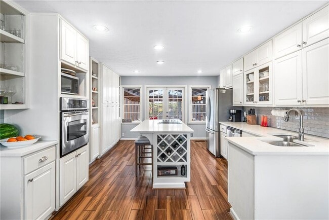 5334 Harris Cir in Atlanta, GA - Building Photo - Building Photo