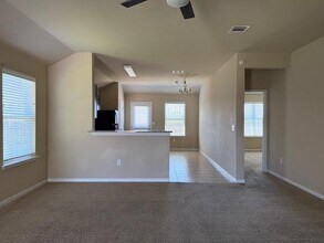 13221 Brahmin Dr in Austin, TX - Building Photo - Building Photo