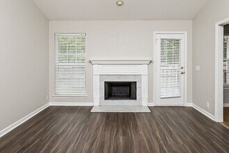 7313 Ole Nottingham Dr in Nashville, TN - Building Photo - Building Photo