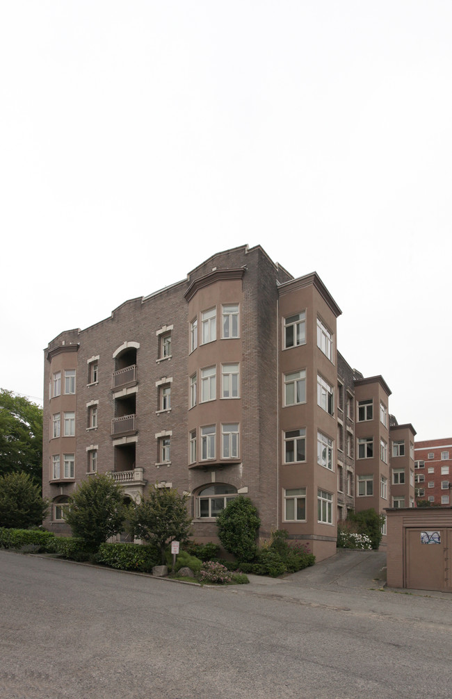 The Porter Apartments in Seattle, WA - Building Photo - Building Photo