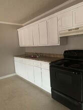 3413 Pine St in Laredo, TX - Building Photo - Building Photo