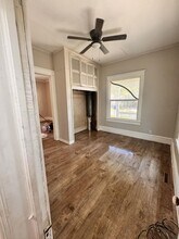 135 E Hall St in Carterville, MO - Building Photo - Building Photo