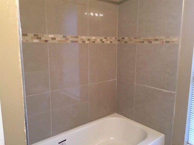 property at 17318 Edgehaven Dr