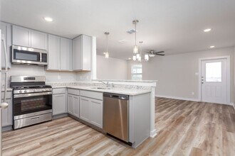 308 Abigail Aly in San Antonio, TX - Building Photo - Building Photo