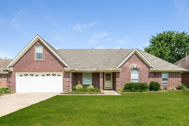property at 6906 Greyhawk Cove N