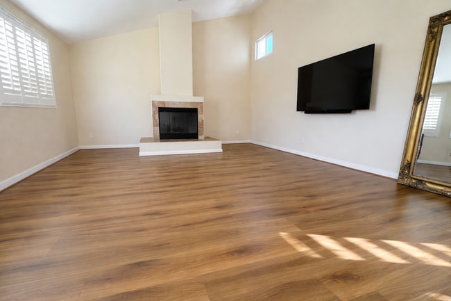 2360 Dusk Dr in San Diego, CA - Building Photo - Building Photo