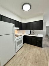 4 Linden Ave in Troy, NY - Foto de edificio - Building Photo