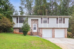 2539 Brentford Pl in Decatur, GA - Building Photo