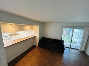 3908 Crayrich Cir in Orlando, FL - Building Photo - Building Photo