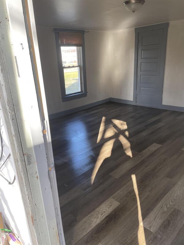 property at 241 Chestnut Ave