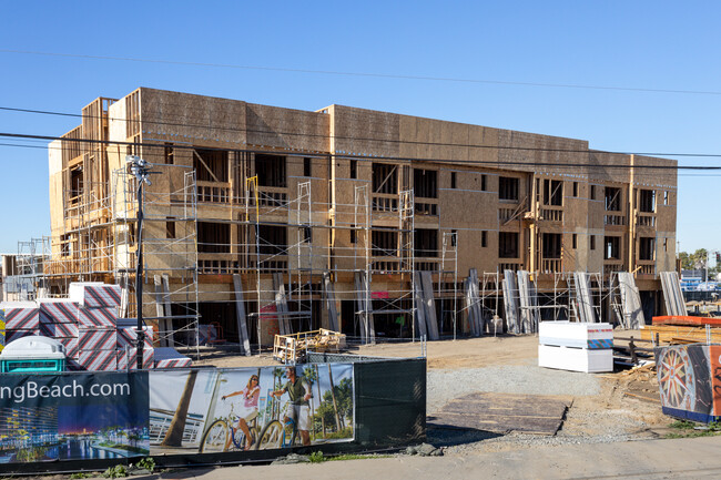 Edgewood Point in Long Beach, CA - Building Photo - Building Photo