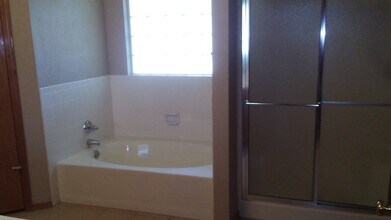 4109 Sloane St in Norman, OK - Building Photo - Building Photo