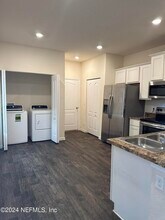 7829 Echo Springs Rd in Jacksonville, FL - Building Photo - Building Photo