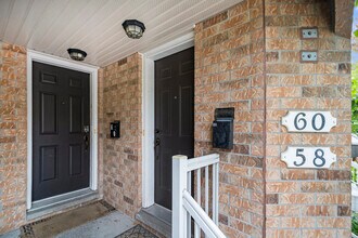 58 Steele Park Pvt in Ottawa, ON - Building Photo - Building Photo