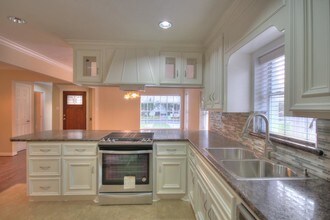 3205 Charleston St in Houston, TX - Building Photo - Building Photo