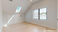 249 Foster St, Unit 1 in Boston, MA - Foto de edificio - Building Photo