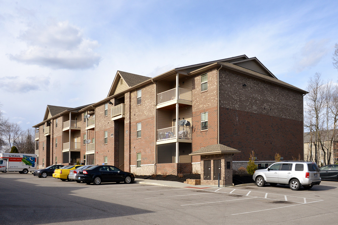 Crossroads Apartments in Florence, KY - Building Photo