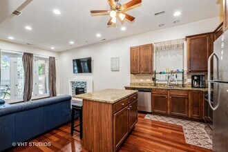 3440 N Narragansett Ave, Unit 1 in Chicago, IL - Building Photo - Building Photo