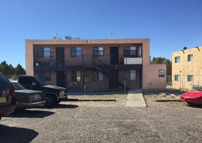 12820 Skyline Rd NE in Albuquerque, NM - Foto de edificio - Building Photo