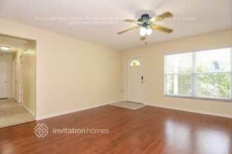 3310 W Paris St in Tampa, FL - Building Photo - Building Photo