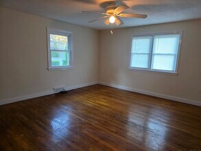 481 Bunker Hill Ave in Waterbury, CT - Building Photo - Building Photo