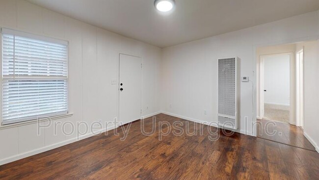 3613 Shasta Dam Blvd in Shasta Lake, CA - Building Photo - Building Photo