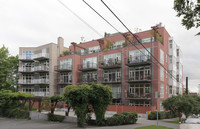 Pike Loft Condos in Seattle, WA - Foto de edificio - Building Photo