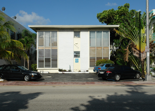 9056 Collins Ave in Miami Beach, FL - Building Photo - Building Photo