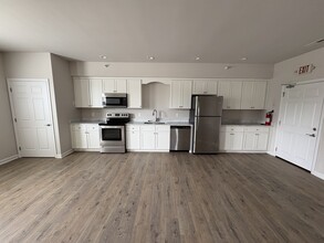 107 Screven St, Unit B in Georgetown, SC - Foto de edificio - Building Photo