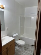 37 Lyman St in New Britain, CT - Building Photo - Building Photo