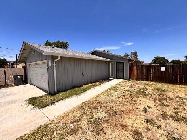 property at 546 N Gertrude Ave