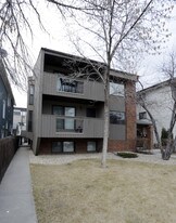 1726 11th Ave SW in Calgary, AB - Building Photo