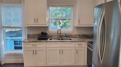 4735 1st Ave N in St. Petersburg, FL - Building Photo - Building Photo